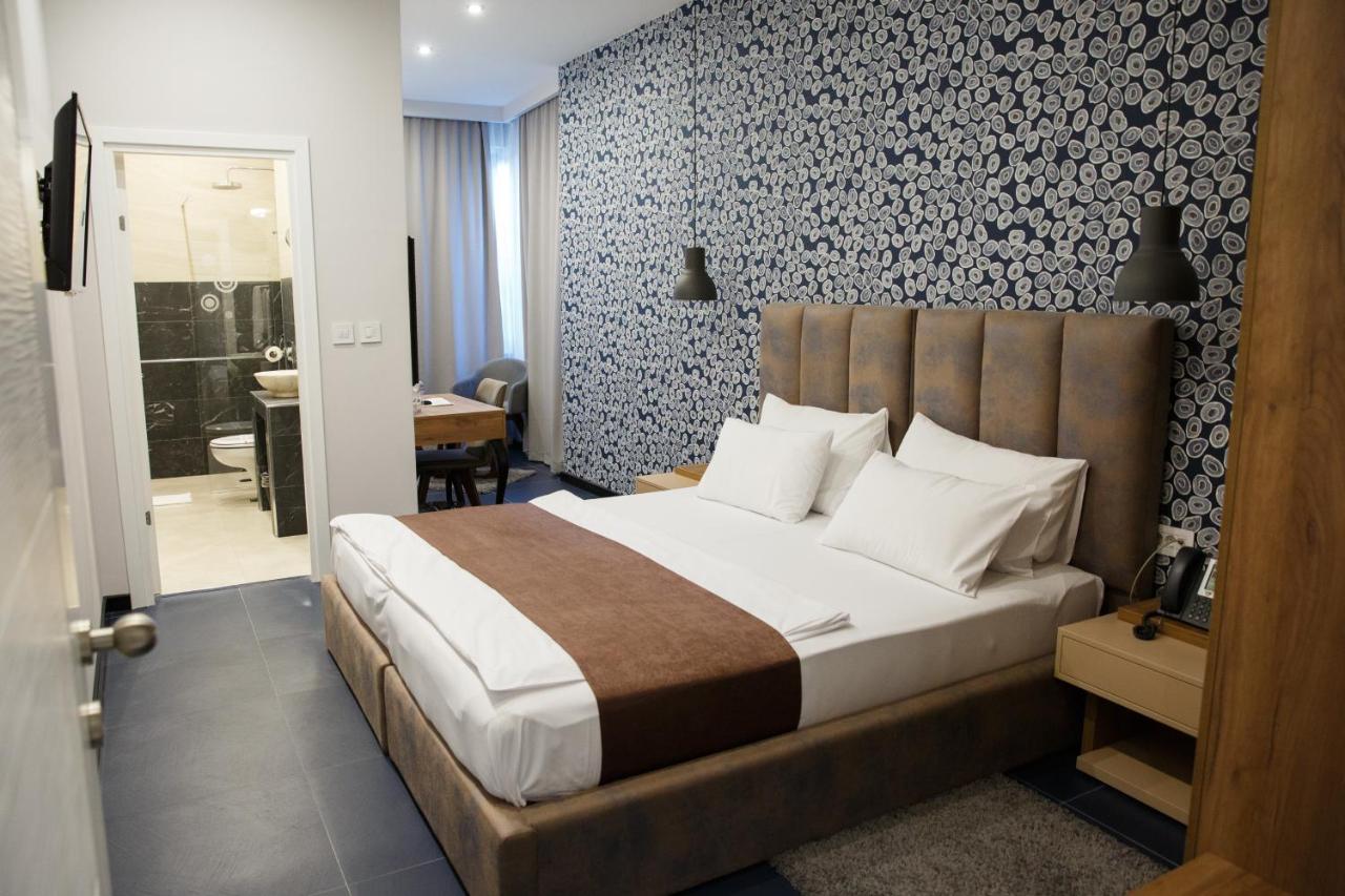 Hotel Crystal Light Ni Kültér fotó