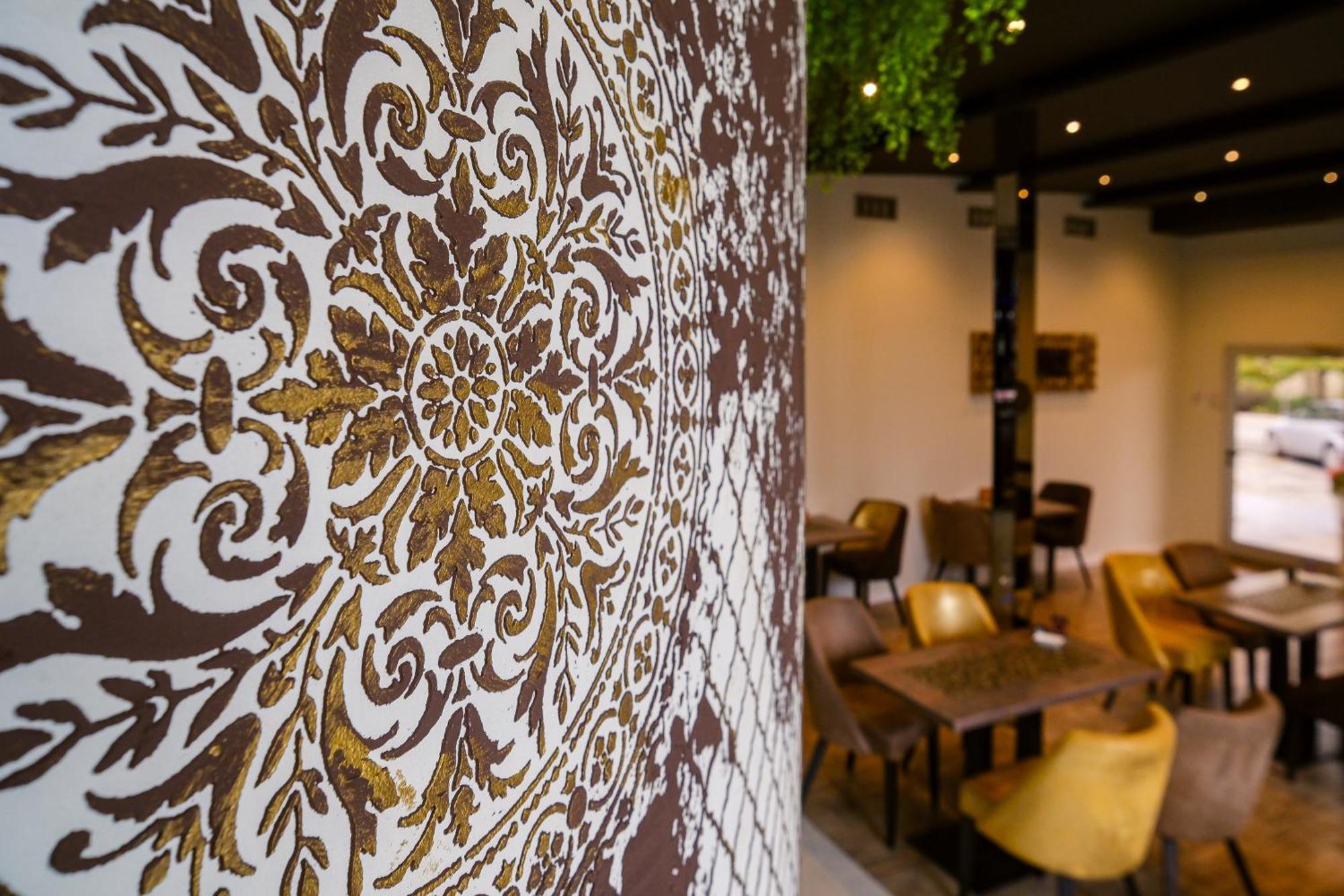 Hotel Crystal Light Ni Kültér fotó