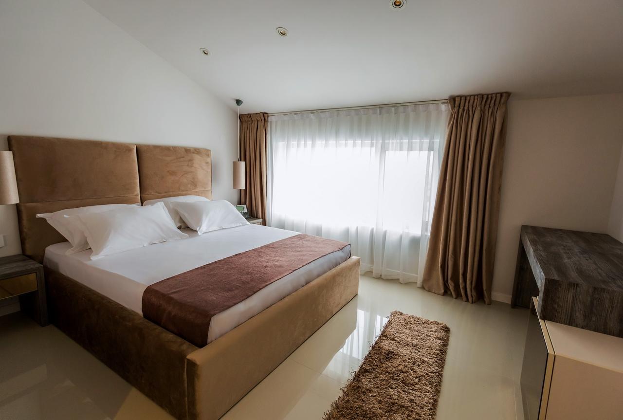 Hotel Crystal Light Ni Kültér fotó