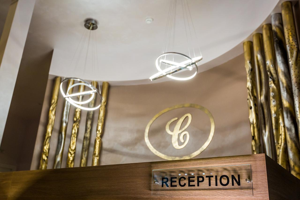 Hotel Crystal Light Ni Kültér fotó