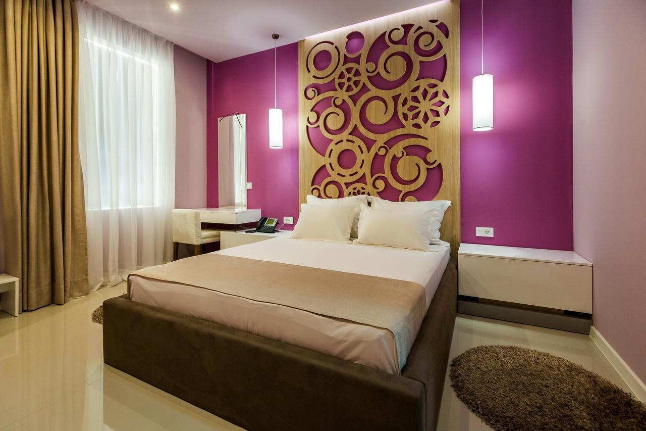 Hotel Crystal Light Ni Kültér fotó