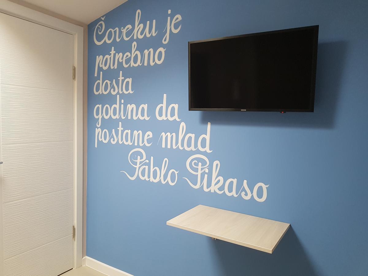 Hotel Crystal Light Ni Kültér fotó