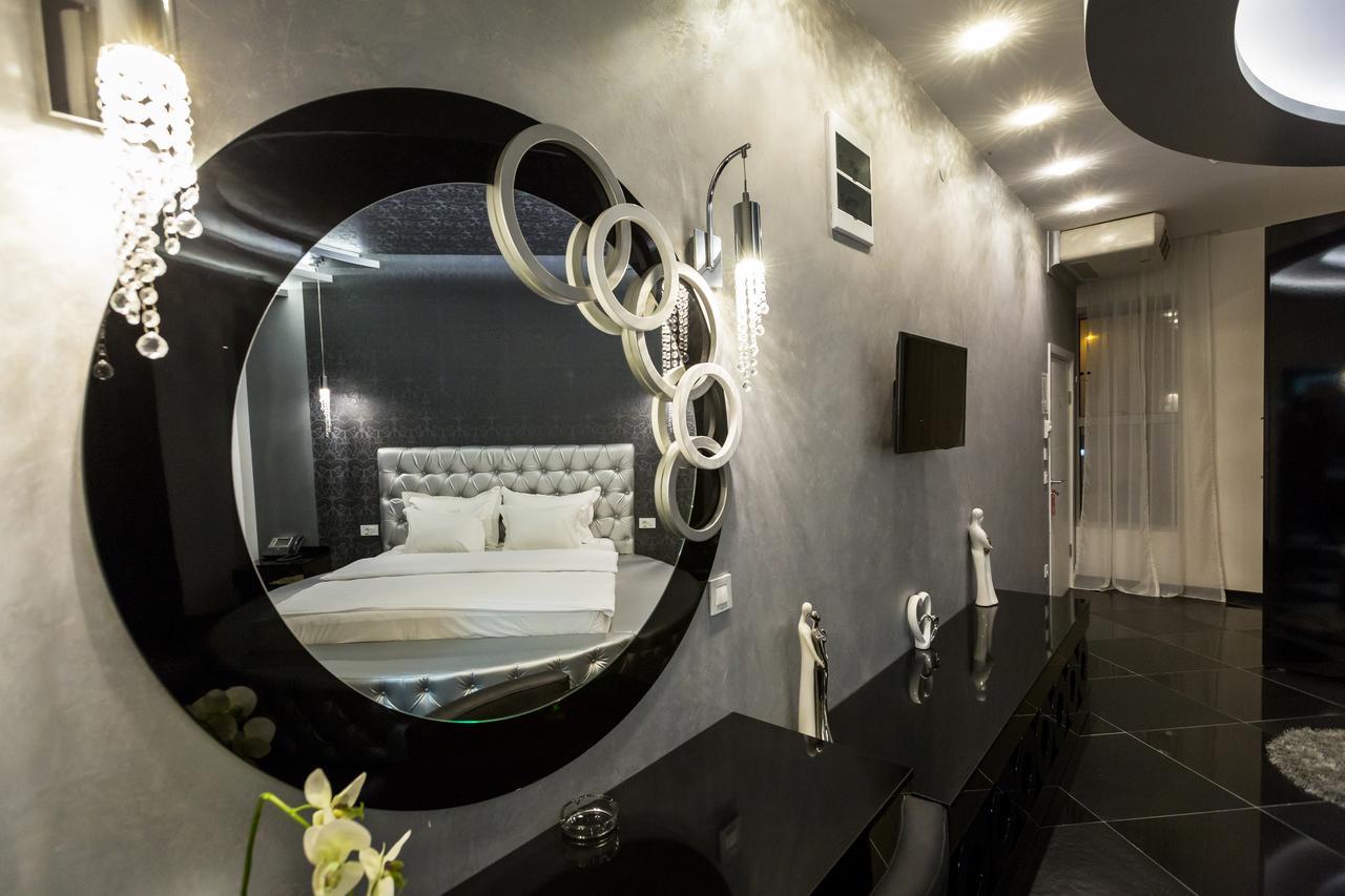Hotel Crystal Light Ni Kültér fotó